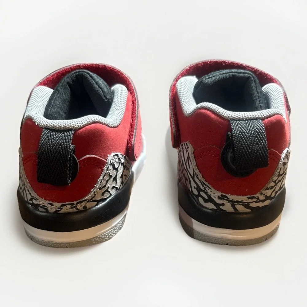 Jordan Toddlers‎ Spizike Low (TD) Sneakers Slip On Red Gray Size 9c NEW IN BOX